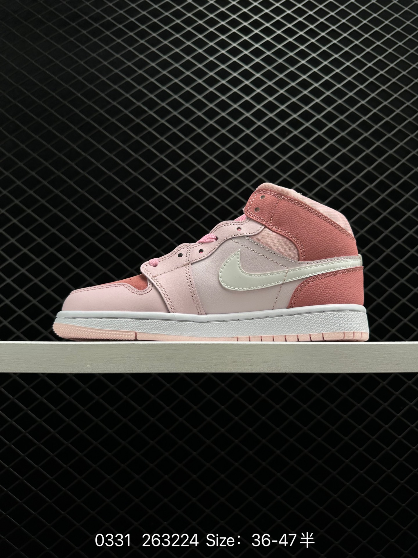 NIKE AIR JORDAN 1 MID AJ1